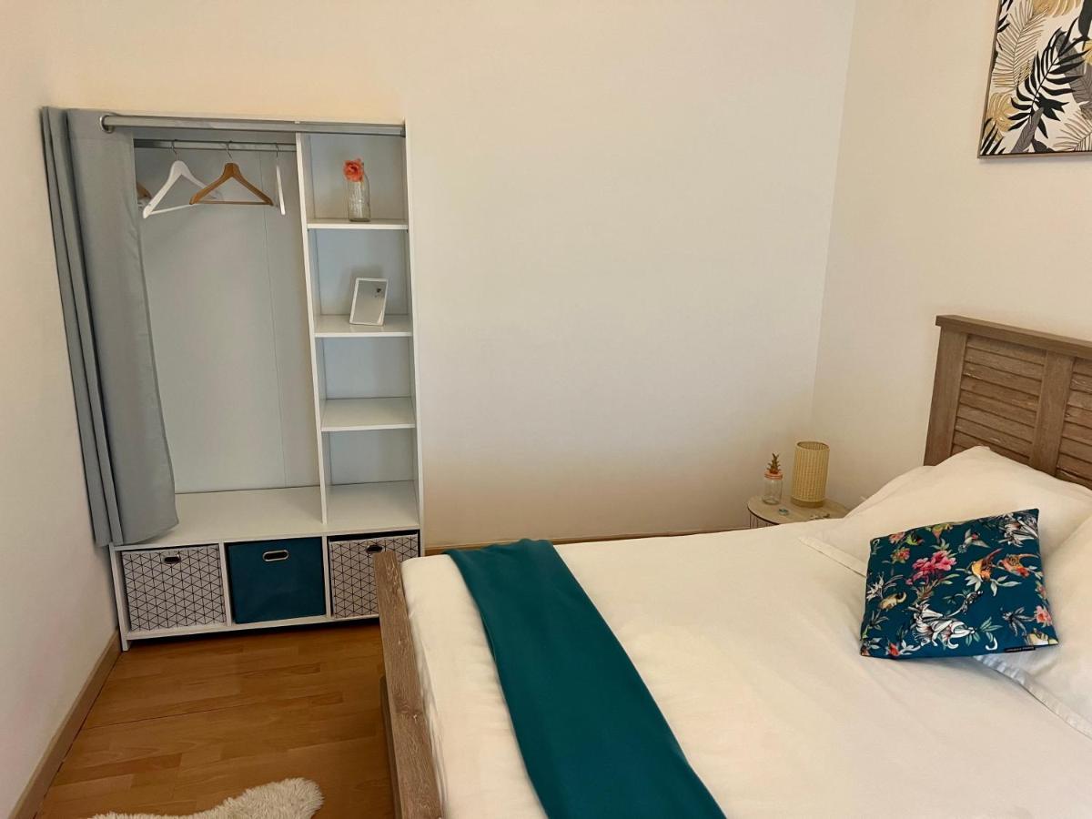 Appartement Au Calme - Proche Centre Ville ชาลงส์-อ็อง-ชองปาญ ภายนอก รูปภาพ